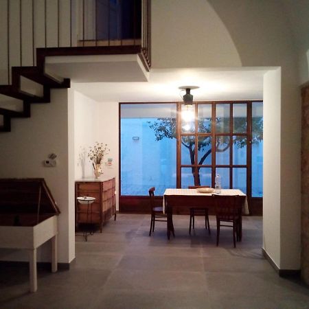 卡斯崔加纳诺德尔卡波Cortile Calinea住宿加早餐旅馆 外观 照片