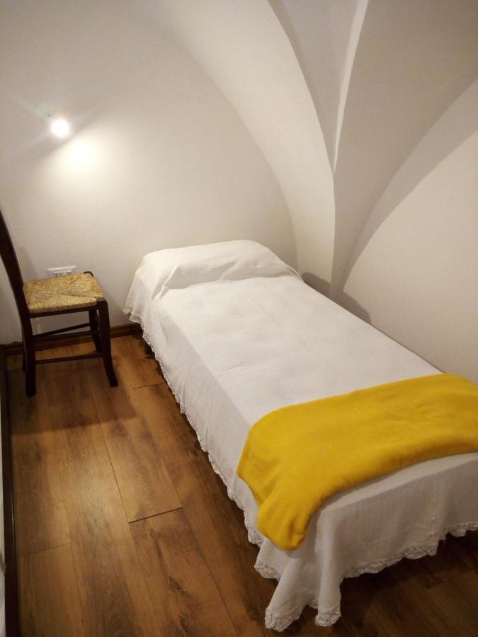 卡斯崔加纳诺德尔卡波Cortile Calinea住宿加早餐旅馆 外观 照片